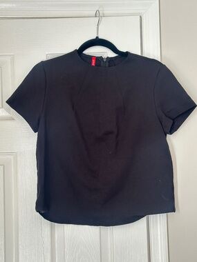 Spanx The Perfect Funnel Top Black Pointe Short Sleeve Top Blouse Medium